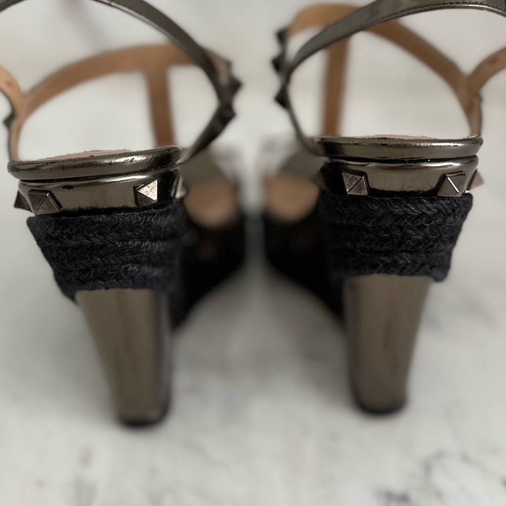 Valentino Garavani Metallic Pewter Studded Wedge Sandals with Black Rope - Picture 2 of 6